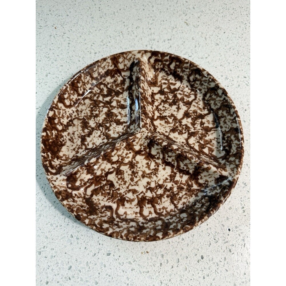 Henn Pottery Divided Dish 9” Round Plate Spongeware Brown Signed 3 Sections USA